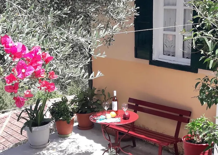 Grandmas בית נופש Perachori
